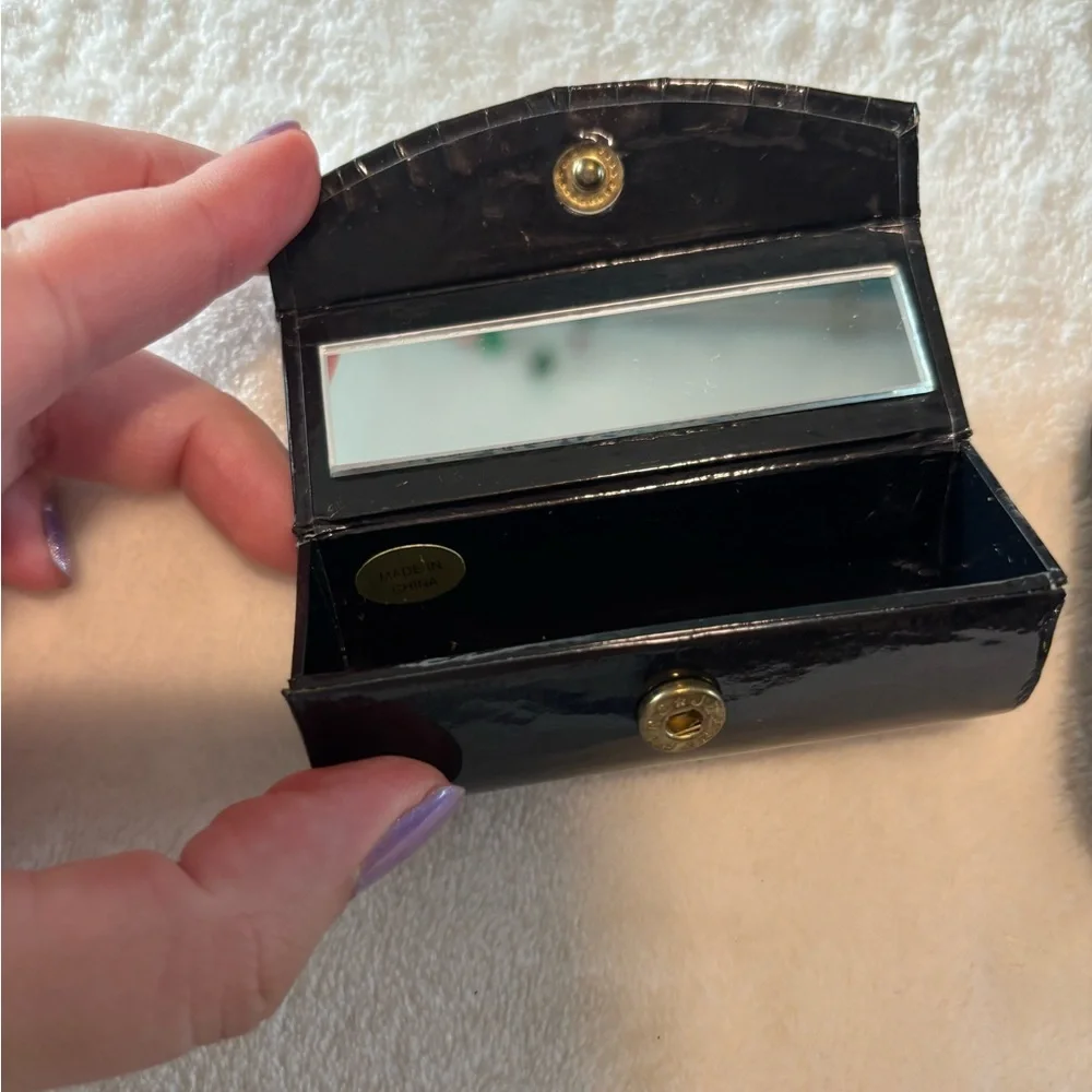 Vintage makeup set and mini pruse - Picture 3 of 9